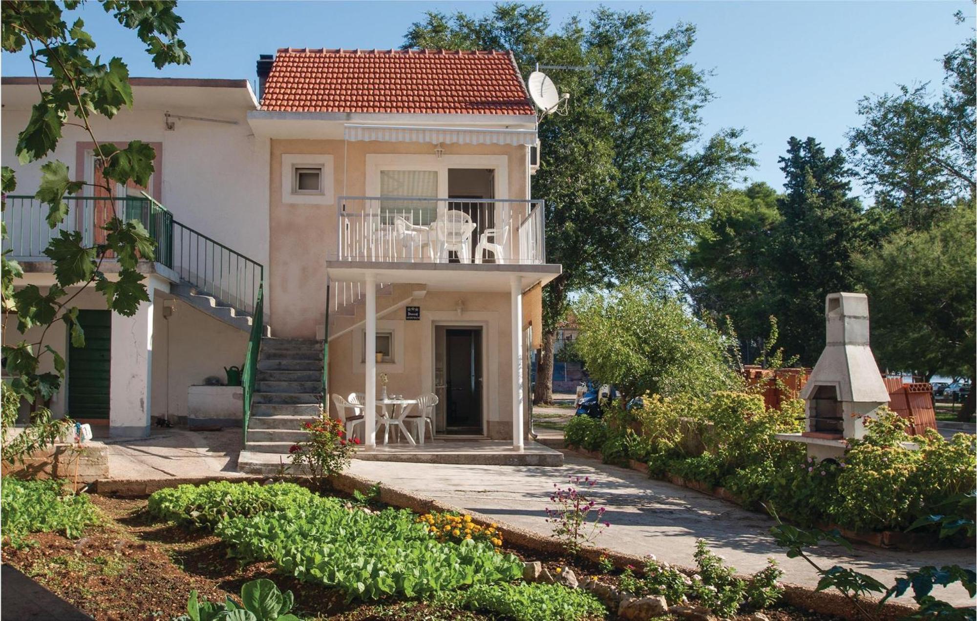 Nice Apartment In Raslina With House Sea View Exterior photo